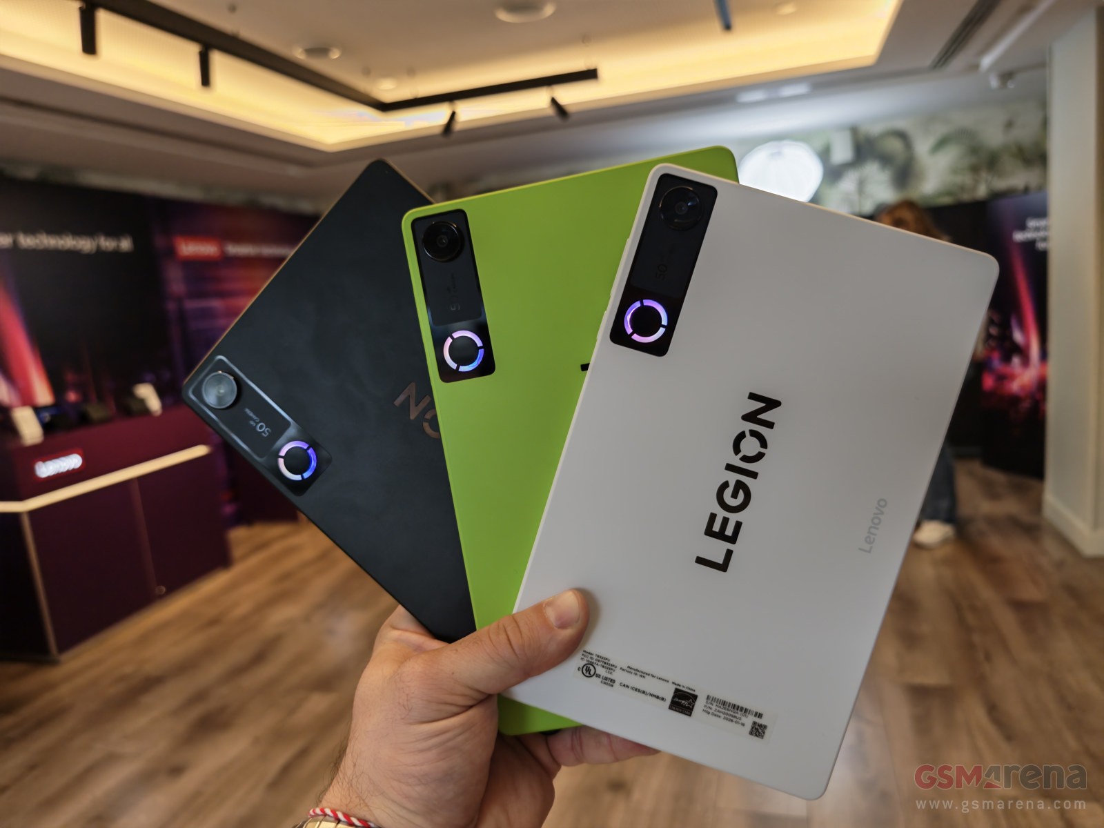 Khám Phá Lenovo Legion Tab: Tablet Gaming 8.8 Inch Đáng Mơ Ước Với Màn Hình 165Hz