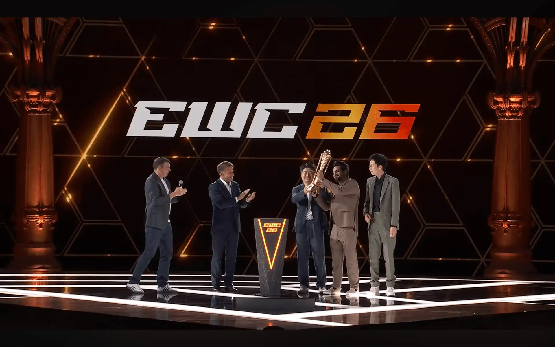 2234-1787644687877777992825 AG.AL Thống Trị Esports World Cup 2026 Sau Cú Lật Kèo Tại Paris - Ảnh 3.