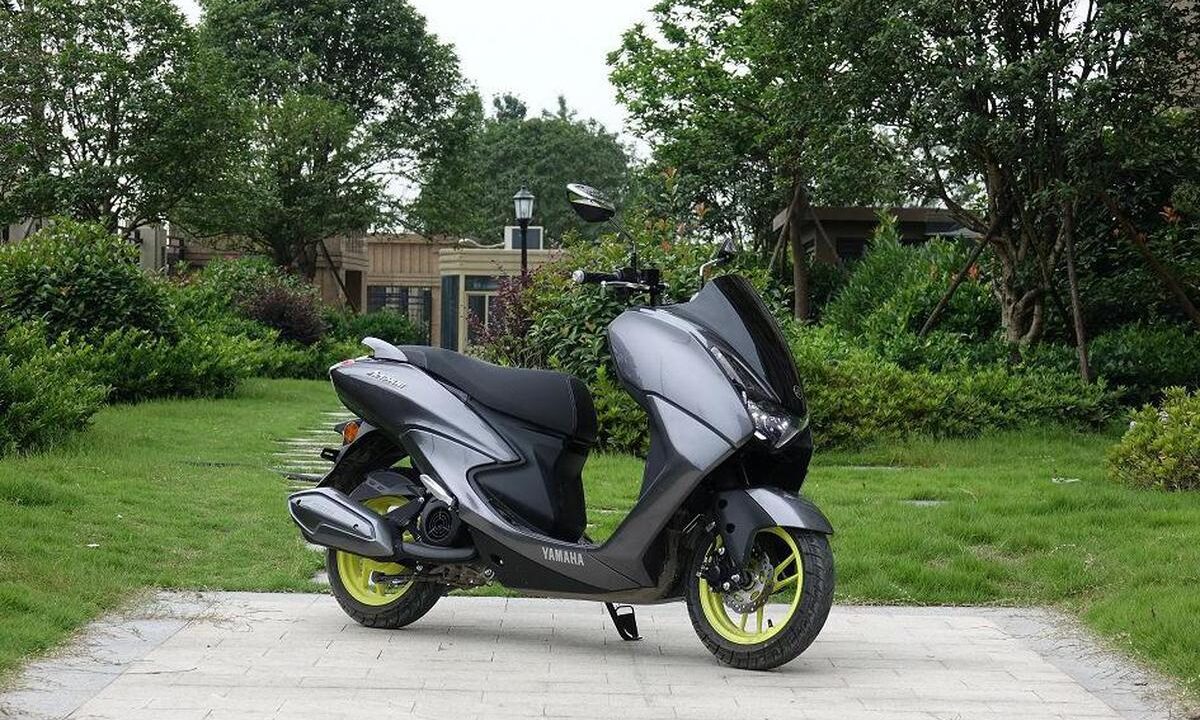 Yamaha Avenue 125 2026: Nâng Cấp Đáng Chú Ý và Tính Năng An Toàn Mới