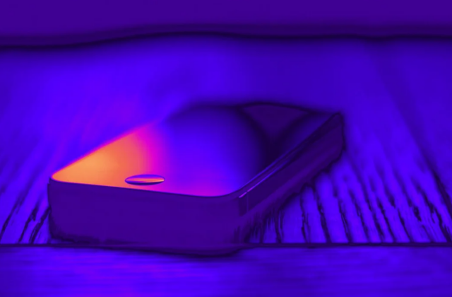 Hiện Tượng Các iPhone Tự Khởi Động: Giải Mã Vấn Đề Đáng Lo Ngại Từ Apple