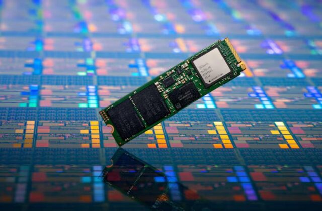 Khách Hàng Bảo Hành SSD SK Hynix Đối Mặt Với Giá Tăng Phi Mã
