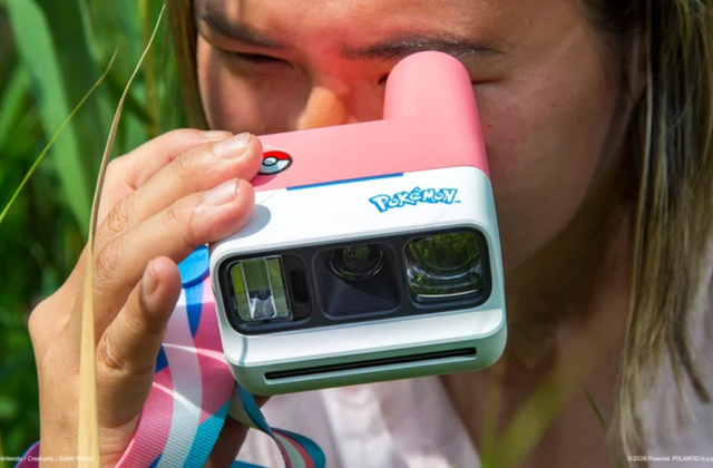 Khám Phá Bộ Sưu Tập Camera Lấy Liền Từ Pokémon và Polaroid