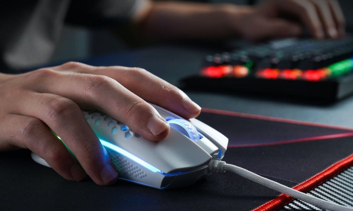 Nguyên Nhân Khiến Windows 11 Gặp Sự Cố Nghiêm Trọng Liên Quan Đến Đèn RGB