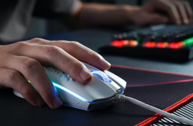 Nguyên Nhân Khiến Windows 11 Gặp Sự Cố Nghiêm Trọng Liên Quan Đến Đèn RGB