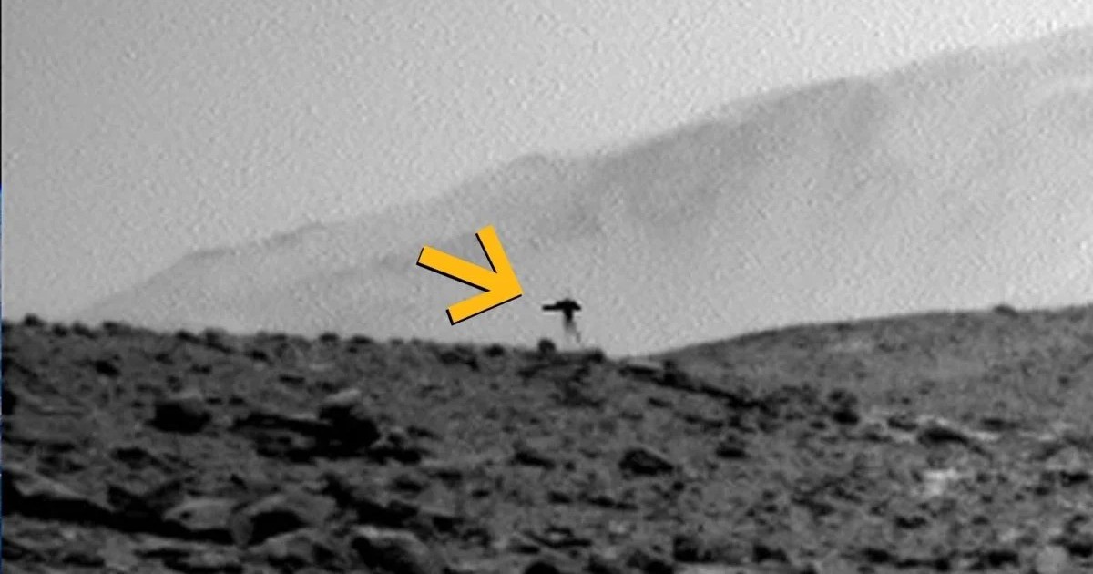Khám Phá Hiện Tượng Bí Ẩn Trên Sao Hỏa Qua Ảnh Chụp Của Xe Curiosity