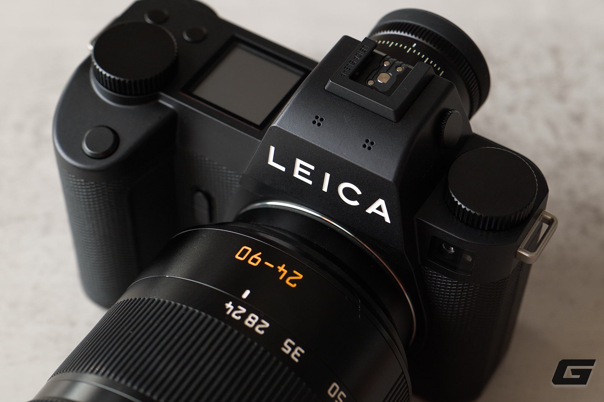 bf01904-1783269236174944173734 Khám Phá Chi Tiết Leica SL3-P: Máy Ảnh Mirrorless Full-Frame Đột Phá - Ảnh 2.