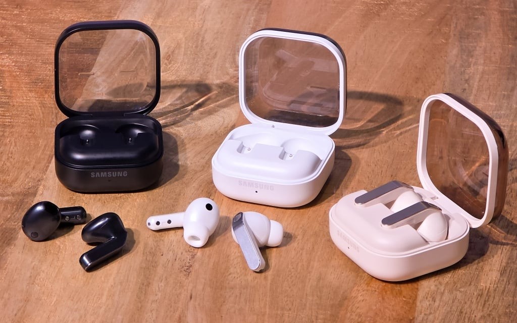 Samsung giấu tai nghe lạ "Galaxy Buds Able" trong app, không ai biết để làm gì- Ảnh 1. Samsung giấu tai nghe lạ "Galaxy Buds Able" trong app, không ai biết để làm gì- Ảnh 1.