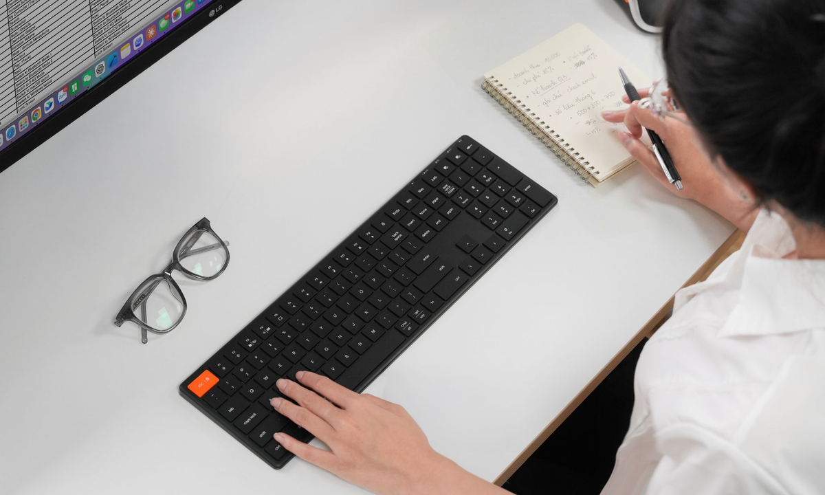 Bàn Phím Không Dây HyperOne Gen 3 Plus: Giải Pháp Cao Cấp Cho Người Dùng Hiện Đại