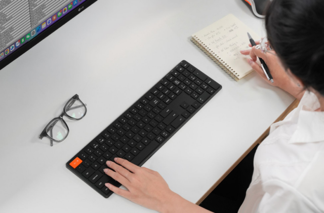 Bàn Phím Không Dây HyperOne Gen 3 Plus: Giải Pháp Cao Cấp Cho Người Dùng Hiện Đại