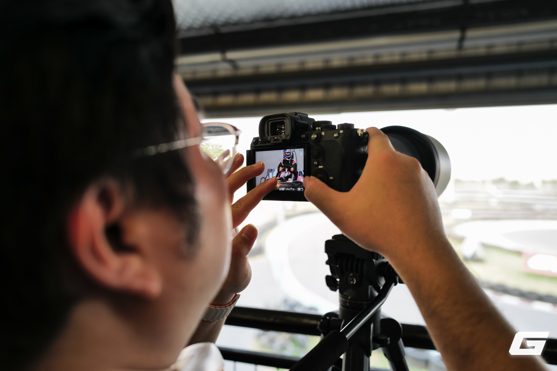 Sony Alpha 7R VI: Thiết kế hiện đại Sony Alpha 7R VI: Thiết kế hiện đại