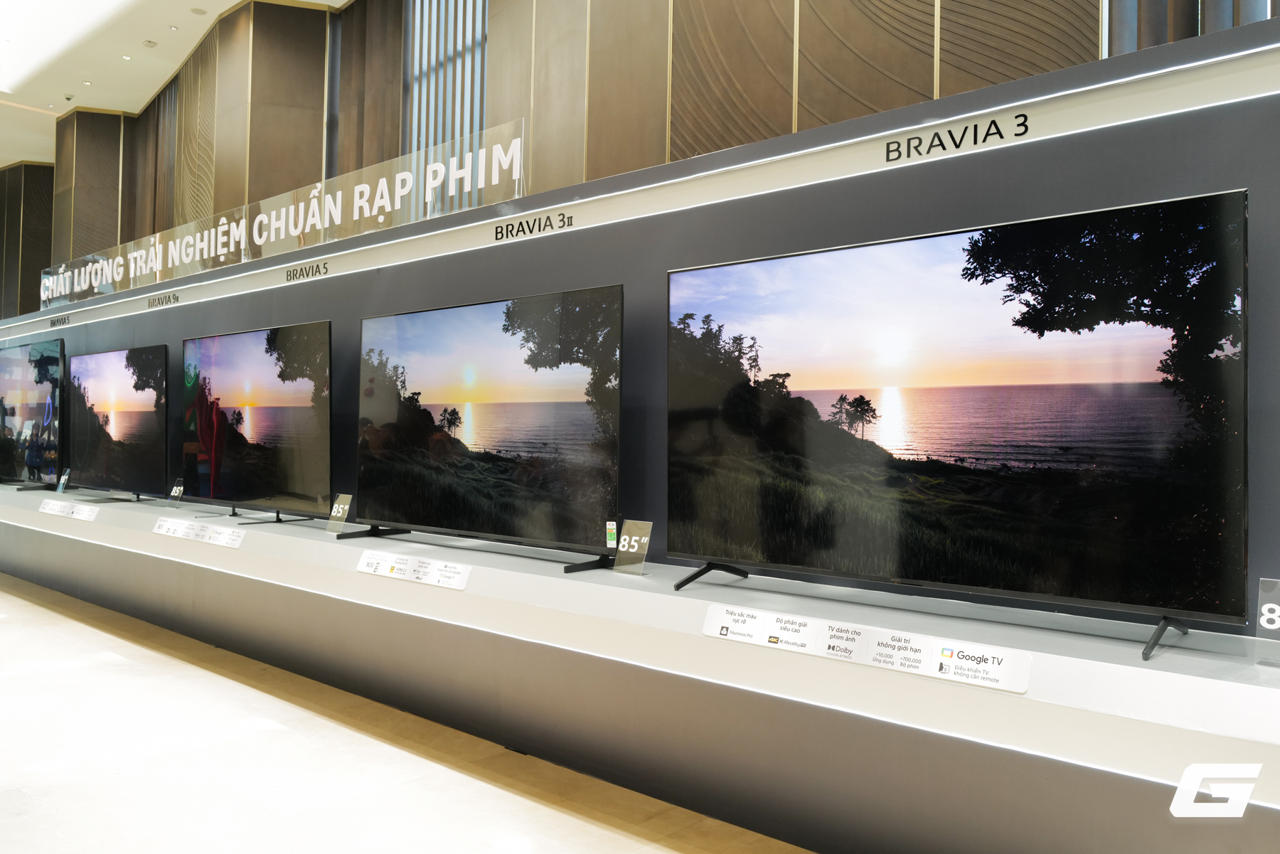 Sony Việt Nam ra mắt loạt TV Bravia mới mùa World Cup, kích thước "khủng" đến 100 inch - Ảnh 2.