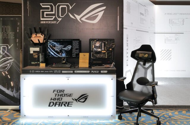 ASUS Kỷ Niệm 20 Năm: Kết Nối Công Nghệ Thế Hệ Mới Với Loạt Linh Kiện Cao Cấp