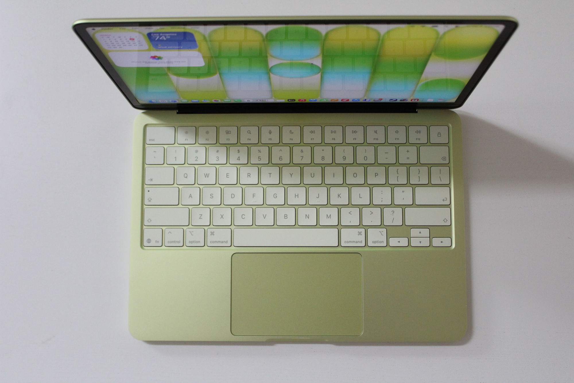 macbook-neo-01_2520