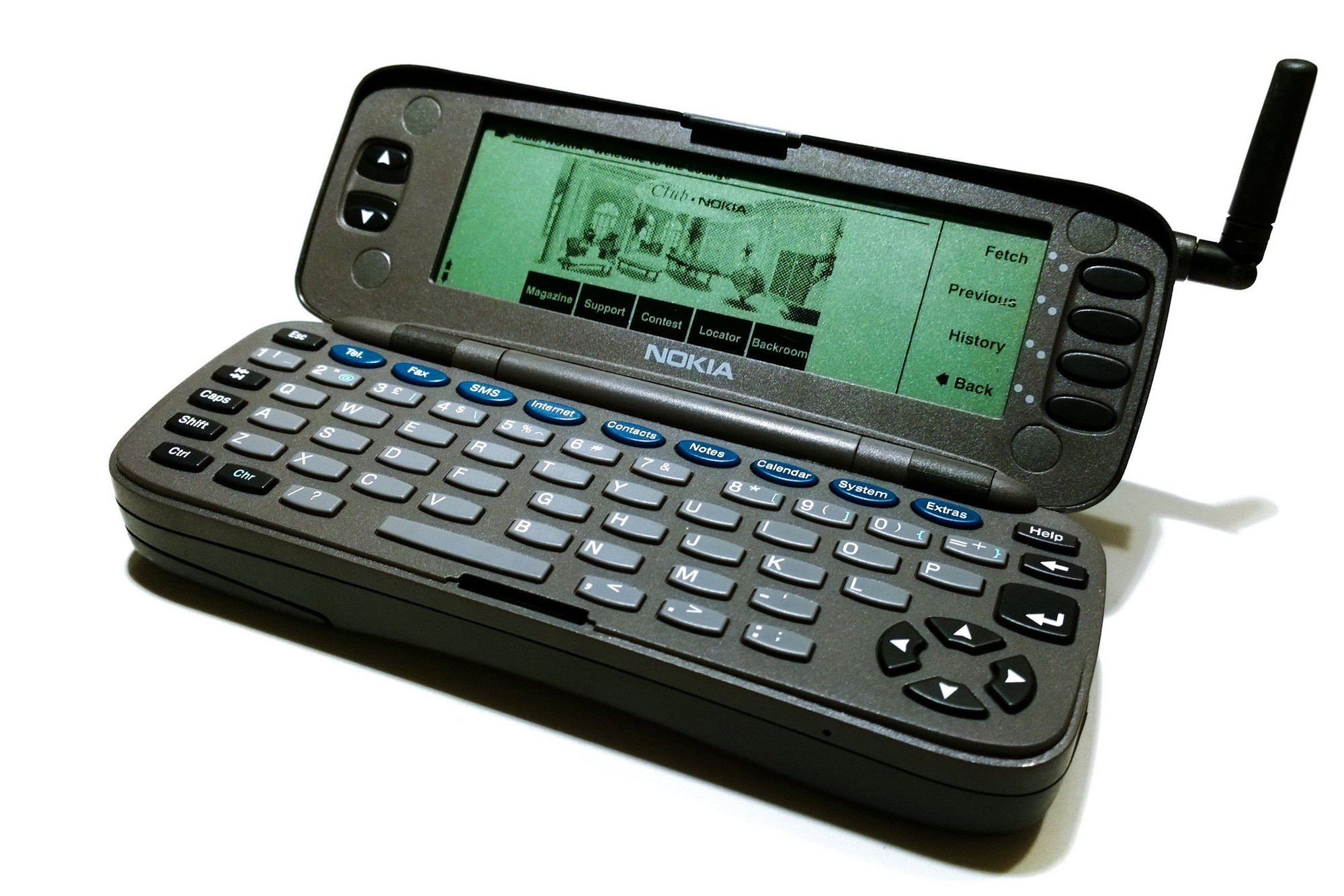 nokiacommunicator9000opened01-1787051754381-1787051754615345463148 Khám Phá Di Sản Nokia 9000 Communicator: Biểu Tượng Của Công Nghệ Đỉnh Cao - Ảnh 4.