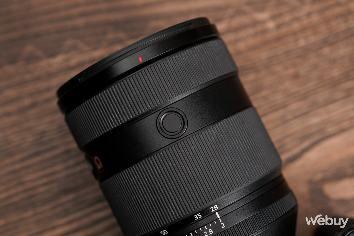Ống kính Sony FE 28-70mm - Ảnh 4 Ống kính Sony FE 28-70mm - Ảnh 4