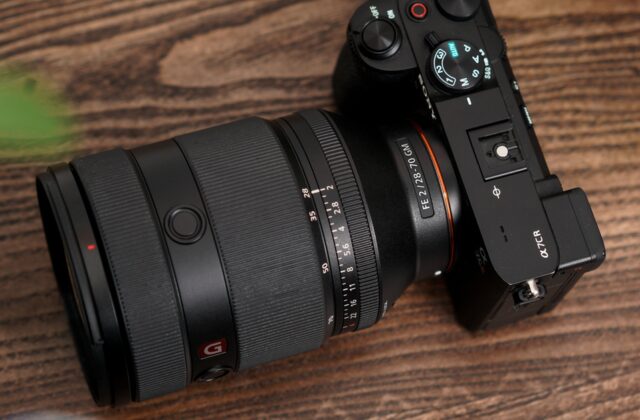 Trải Nghiệm Đỉnh Cao Với Bộ Đôi Máy Ảnh Sony A7CR Và Ống Kính FE 28-70mm F2 GM