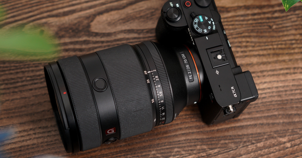 Trải Nghiệm Đỉnh Cao Với Bộ Đôi Máy Ảnh Sony A7CR Và Ống Kính FE 28-70mm F2 GM