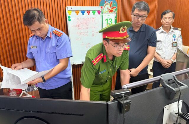 Khởi Tố Hành Vi Cài Windows Office Lậu Tại Việt Nam: Luật Sư Phân Tích Ranh Giới Pháp Lý
