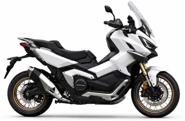 QJMotor Ra Mắt Scooter 900cc: Cuộc Cách Mạng Trong Thế Giới Xe Tay Ga