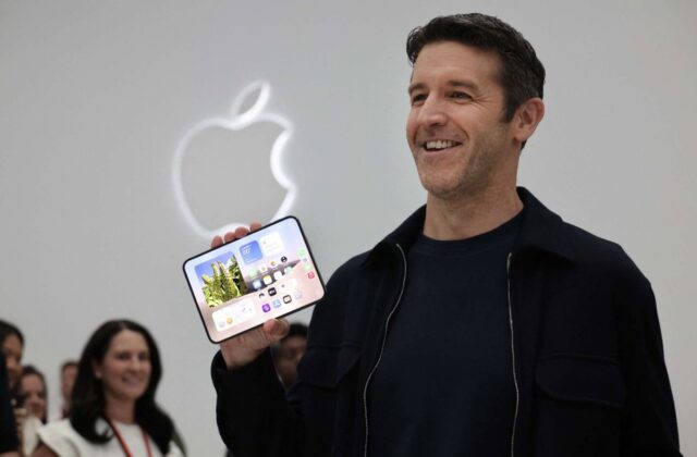 Apple nói gì khi đặt nghi vấn đối thủ ‘bắt chước’ iPhone Duo?