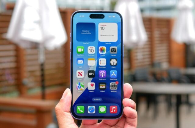 Làm thế nào iPhone ngăn kẻ gian thao túng máy ngay cả khi họ biết mật mã