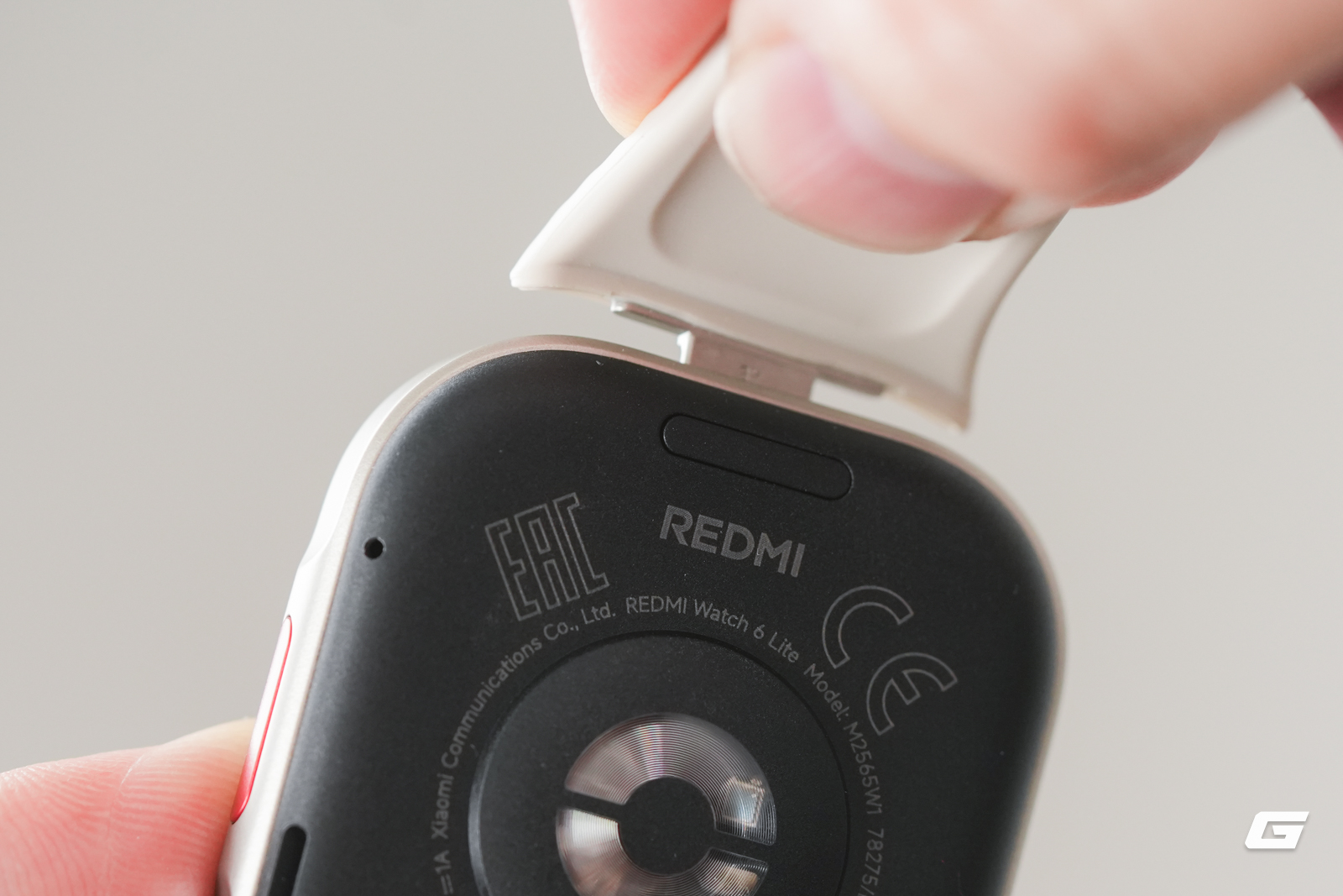 genk-redmi-watch-6-lite-19-17893672806051975585919 Trải nghiệm REDMI Watch 6 Lite: Pin 2 tuần, giá giảm còn 1,5 triệu đồng - Ảnh 7.