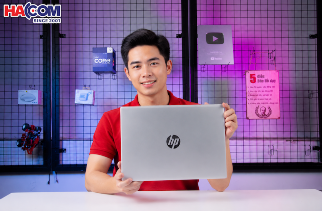 Laptop cho sinh viên IT: chọn thiết bị hợp lý để dùng 4 năm không phí