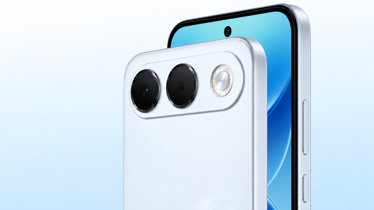 oppo-a7-pro-5g-ra-mat-3-1788942046772-1788942047385770412996